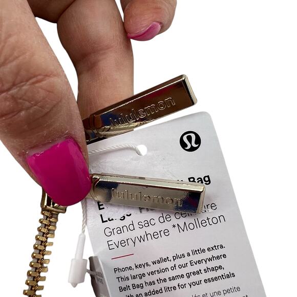 Lululemon Sherpa Fleece Crossbody Everywhere Belt Bag Gold Logo Winter White Y2K - Picture 3 of 16